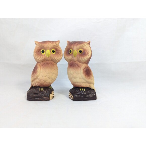 Vintage Ceramic Hand Painted Owl on Log Salt and Pepper Shaker Set- Japan - Picture 1 of 7